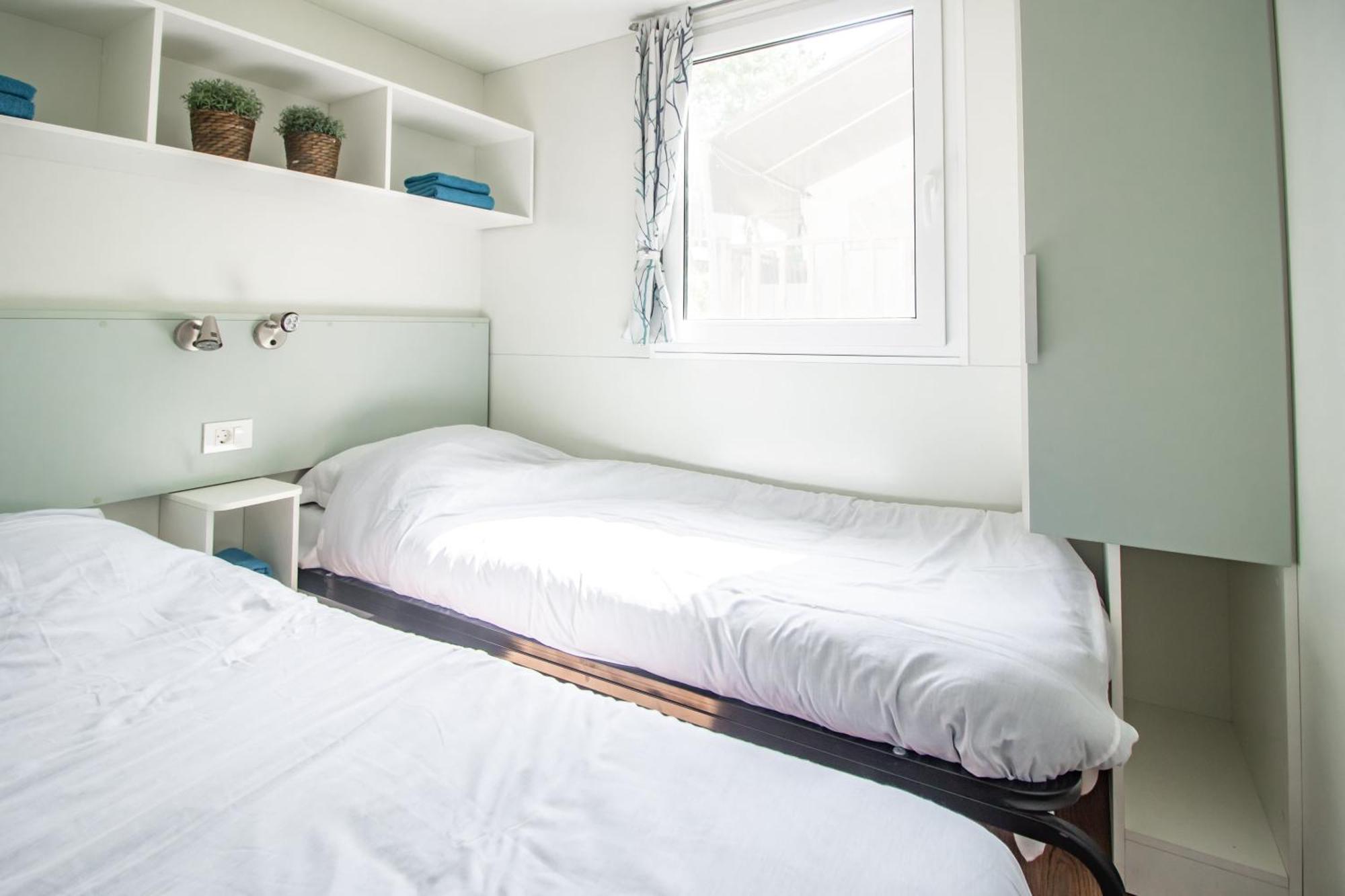 Easyatent Mobile Home Lanterna Номер фото